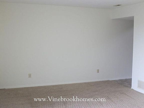 2nd image of 9734 Nettleton Park