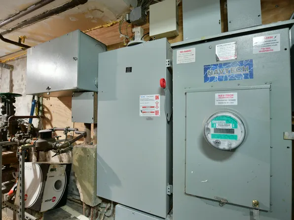 59-09 71st Avenue image 16 of 21