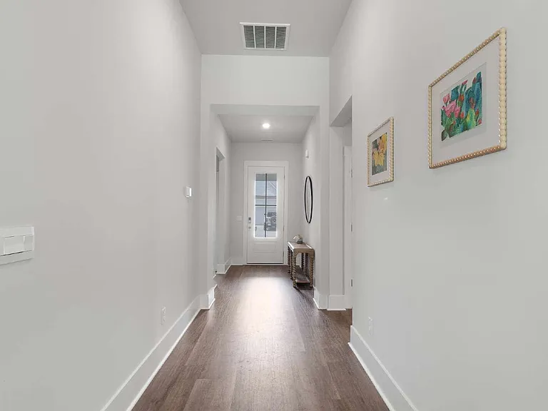 322 Whalebone Ave — Photo 11