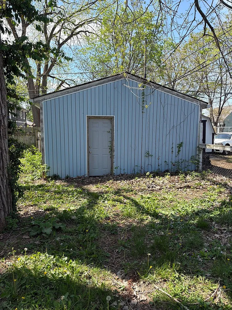 New Listing! 3BR/1BA home in North Brookside Park — Photo 3