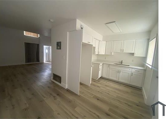 1st image of 811 E Broward Blvd APT 1