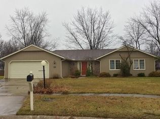 10800 Meadowgrass Rd, Strongsville, OH 44149