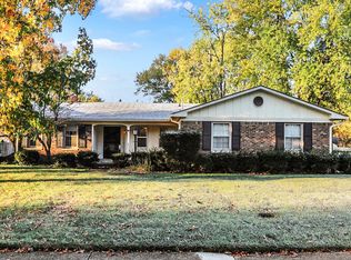 837 Mellowood Dr, Indianapolis, IN 46217