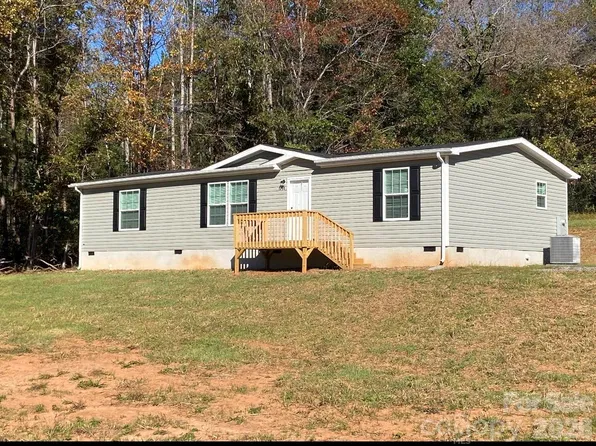 1714 Old Amherst Cir, Morganton, NC 28655