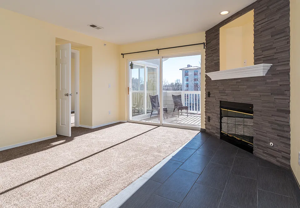2850 E Aurora Ave #308