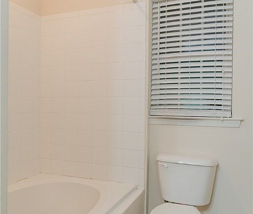 5th image of 6129 Belgreen Ct