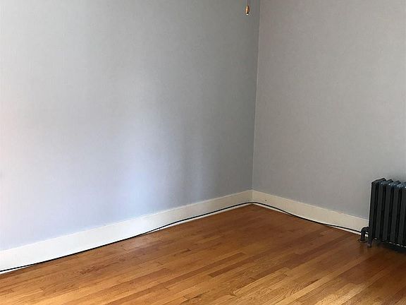 3rd image of 134 Homestead Ave