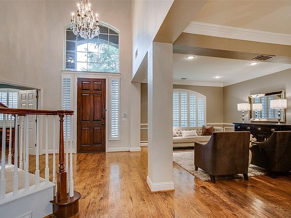 4th image of 6400 Castlemere Dr