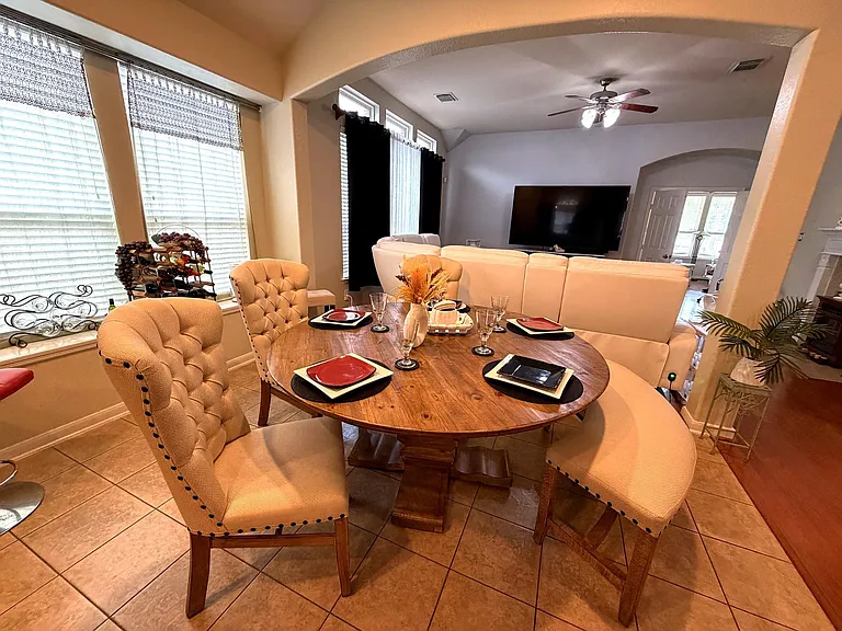 5811 Deleon Trail Dr — Photo 9