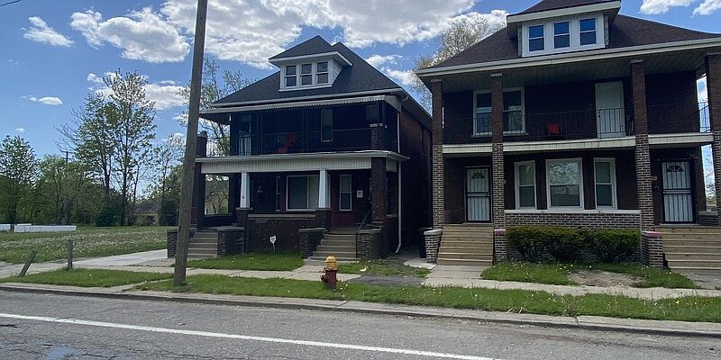 1st image of 1495 W Grand Blvd #1493