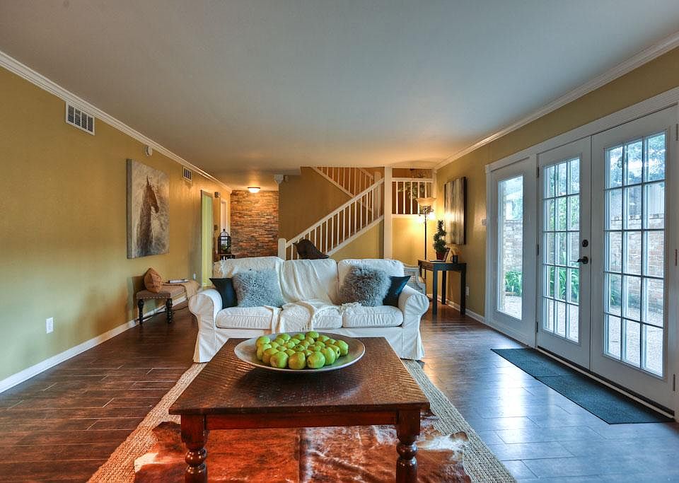 1st image of 1901 Stoney Brook Dr #1901