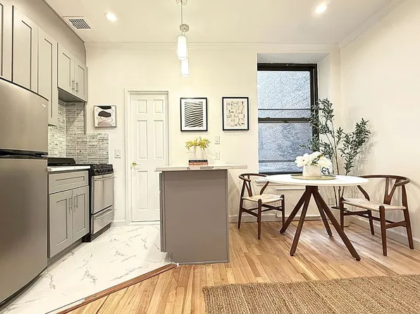 112 W 72nd St APT 6F, New York, NY 10023