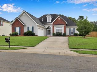 672 Scarlet Leaf Ln, Oakboro, NC 28129