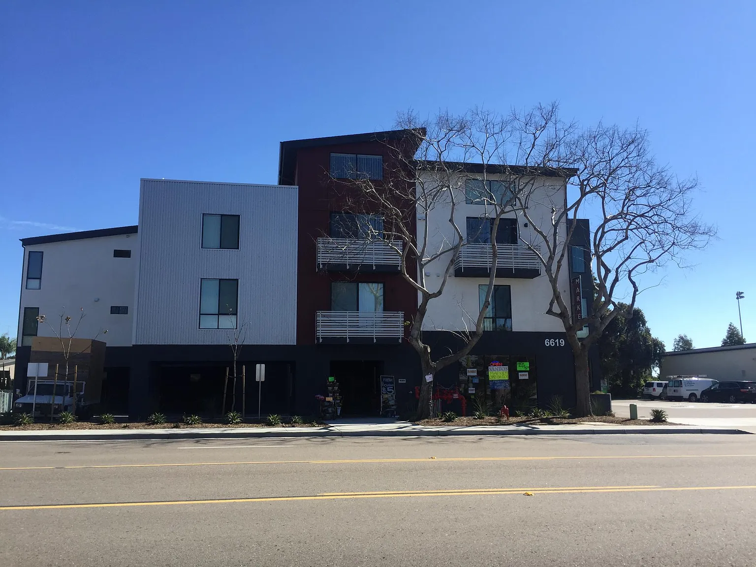 2 bed, 1039 sqft, $2,995 — Photo 4