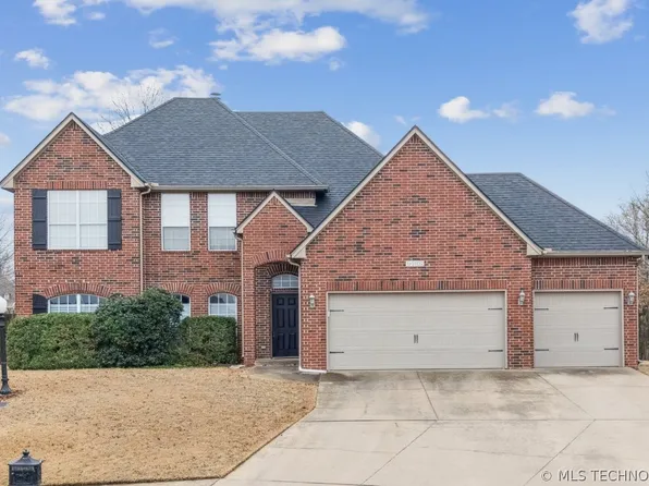 14102 E 104th St N, Owasso, OK 74055