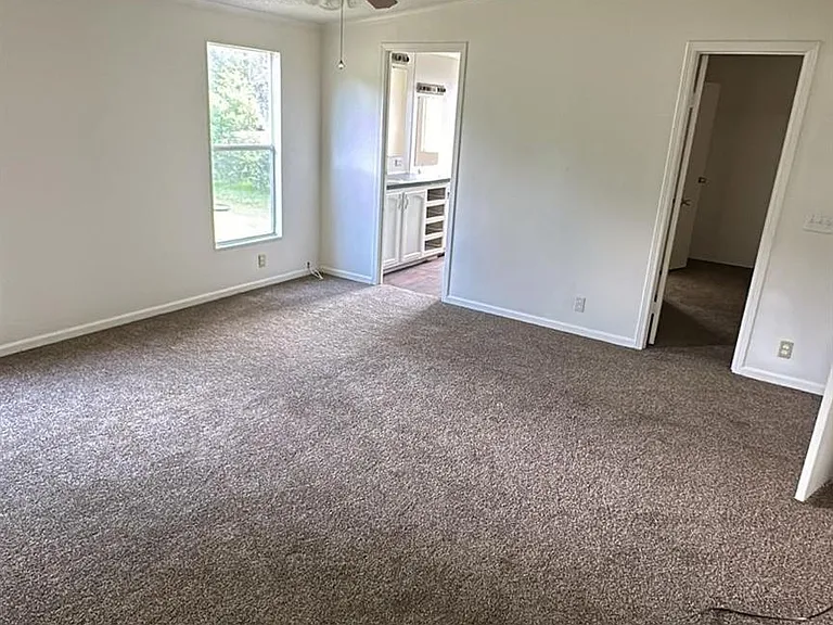 15710 Cypress Garden Dr — Photo 7