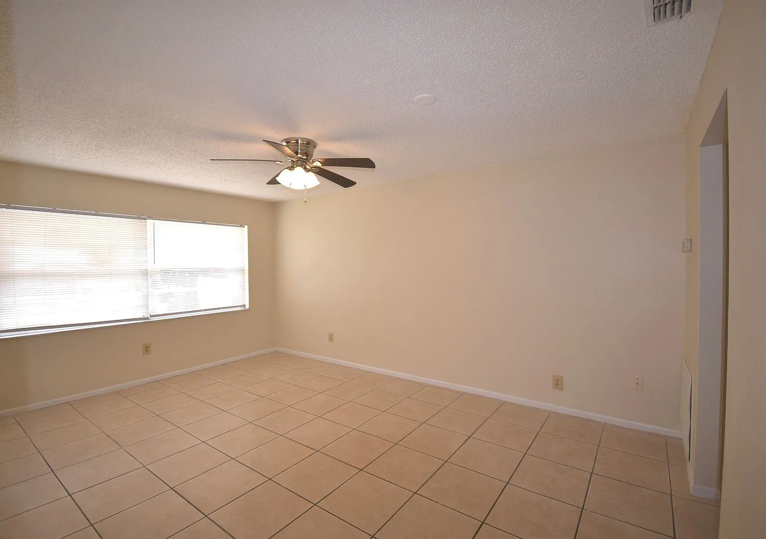 2 Bed/1 Bath, Single Story Duplex In Graceville Apartments Community Available November 16th! — Photo 3