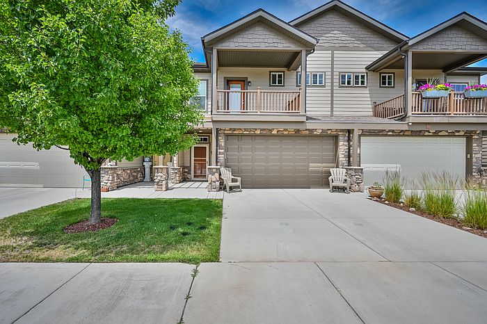 1st image of 821 W Jordan Oaks Ct