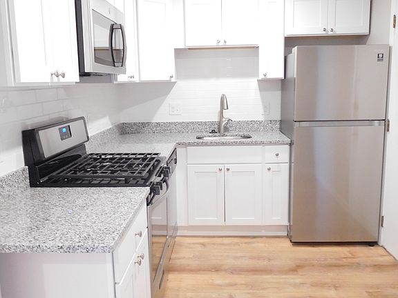 3rd image of 39 Shepard St APT 23