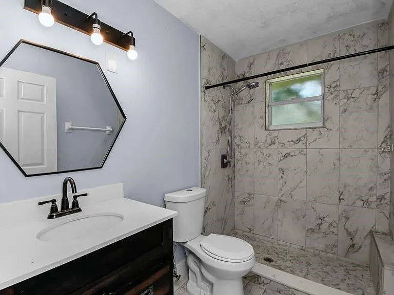 2396 Nightingale Ln — Photo 16