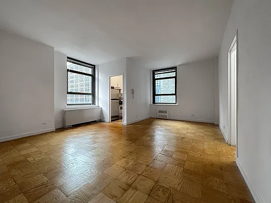 Rented by Brown Harris Stevens | media 10