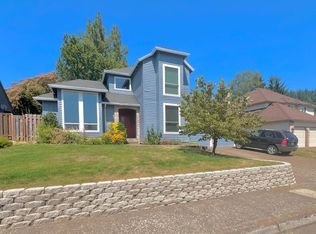 13275 SE Terra Cascade Dr, Happy Valley, OR 97086
