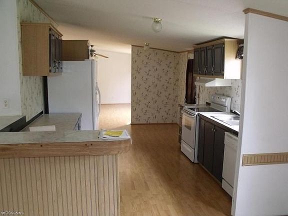 4th image of 337 W Southwinds Dr