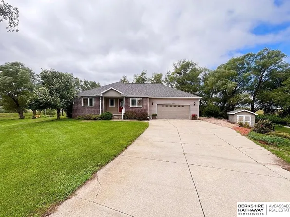 4001 87th St, Columbus, NE 68601