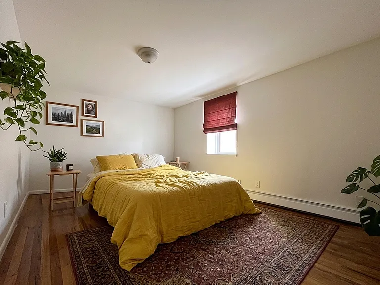 385 Graham Ave #2F — Photo 3