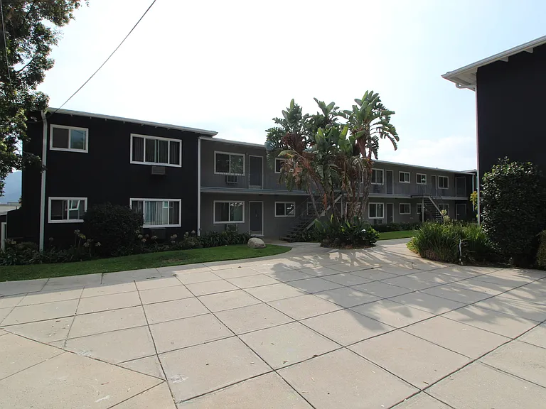 FOOTHILL VILLAGE — Photo 16