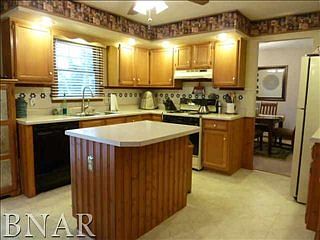 5th image of 3404 Fountain Lake Dr