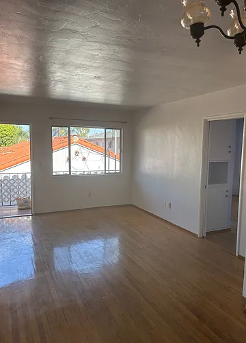 4492-4502 Illinois St #4492-D Photo 1