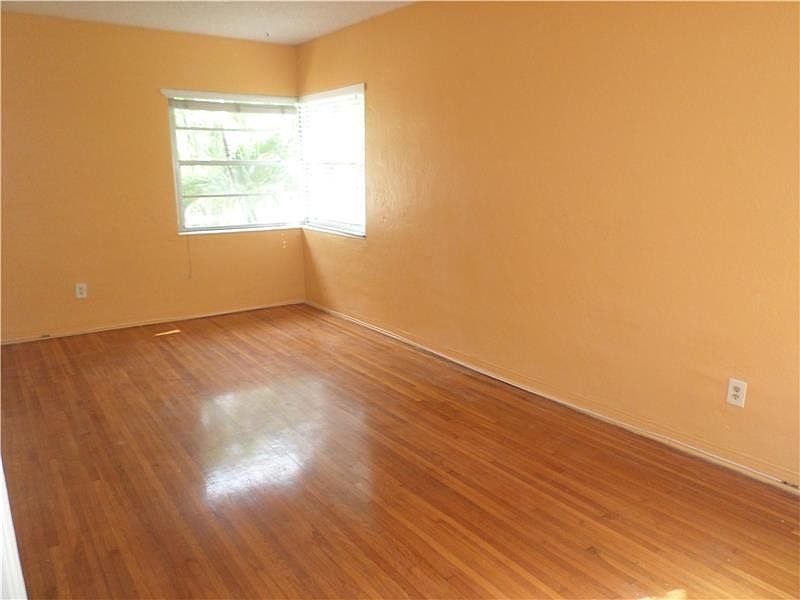 2nd image of 8210 Harding Ave APT 4