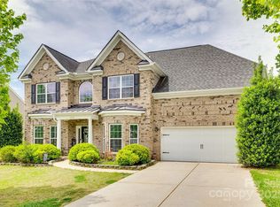 838 Lion Ln, Fort Mill, SC 29715