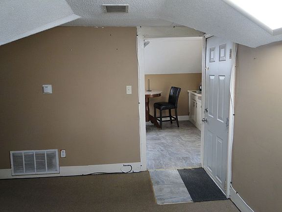 5th image of 53 South Ave Floor 3