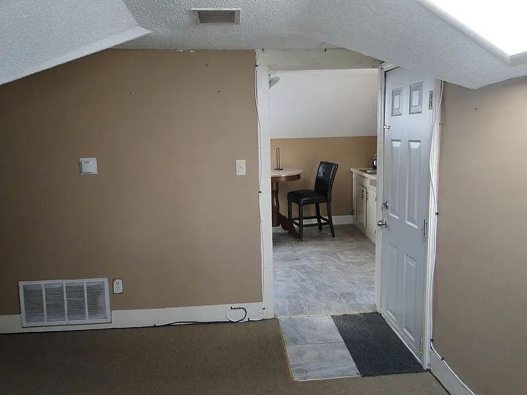 53 South Ave #3 — Photo 5