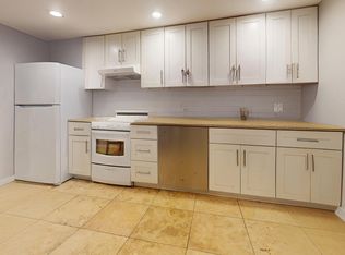 2449 32nd St #1, Astoria, NY 11102
