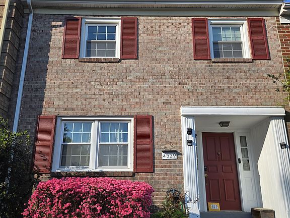 3rd image of 4529 King Edward Ct