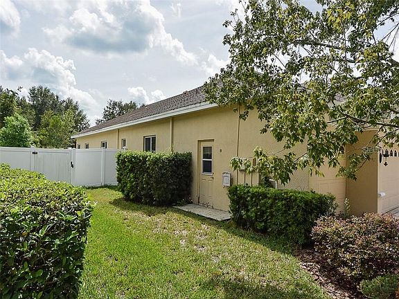 4th image of 20714 Broadwater Dr