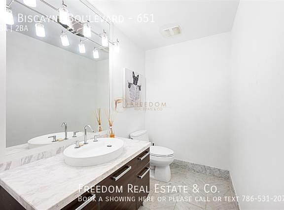 4th image of 244 Biscayne Blvd APT 651