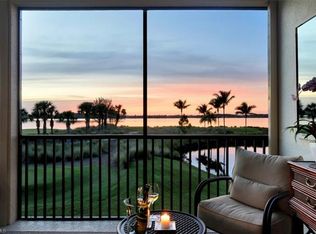 9064 Siesta Bay Dr APT 201, Naples, FL 34120