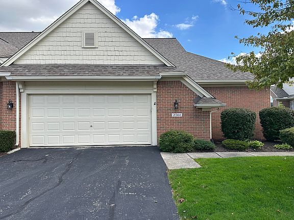 2nd image of 2561 Cleveland Way
