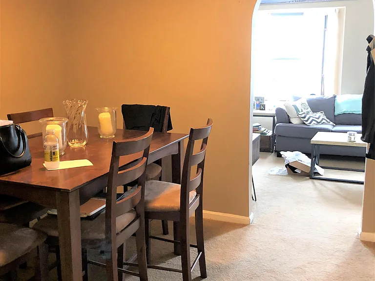 532 E 7th St #2 — Photo 3