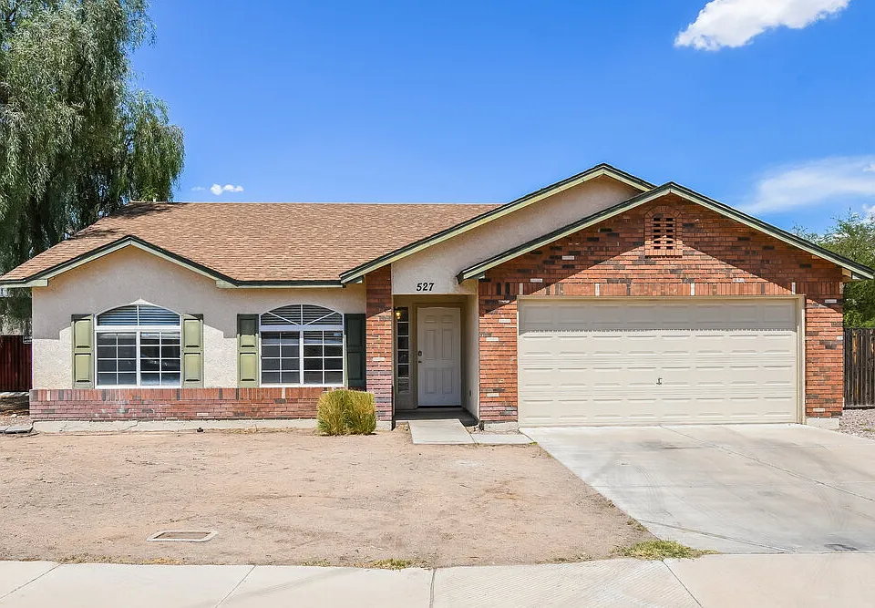 527 N Bailey Cir