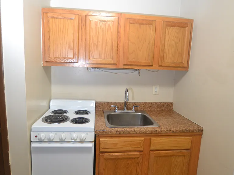 625 Market St #2 — Photo 6
