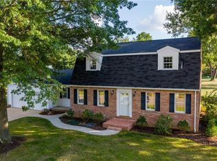 7882 Angel Dr NW, North Canton, OH 44720