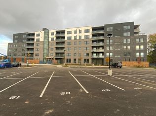 26 Lowes Rd W #401, Guelph, ON N1G 0H4