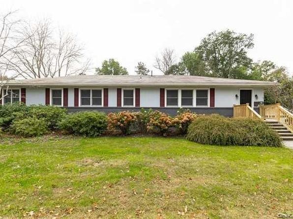 90 W Market St #1