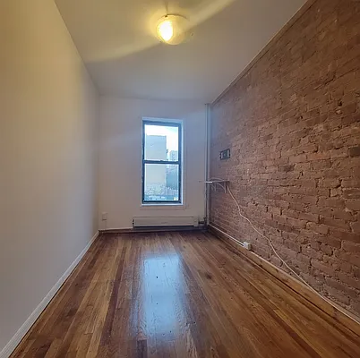 Rented by Oxford Property Group | media 13