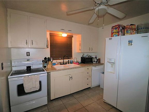 5th image of 1815 Lake Brown Dr